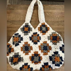 Magnolia Granny Square Crochet Tote Bag